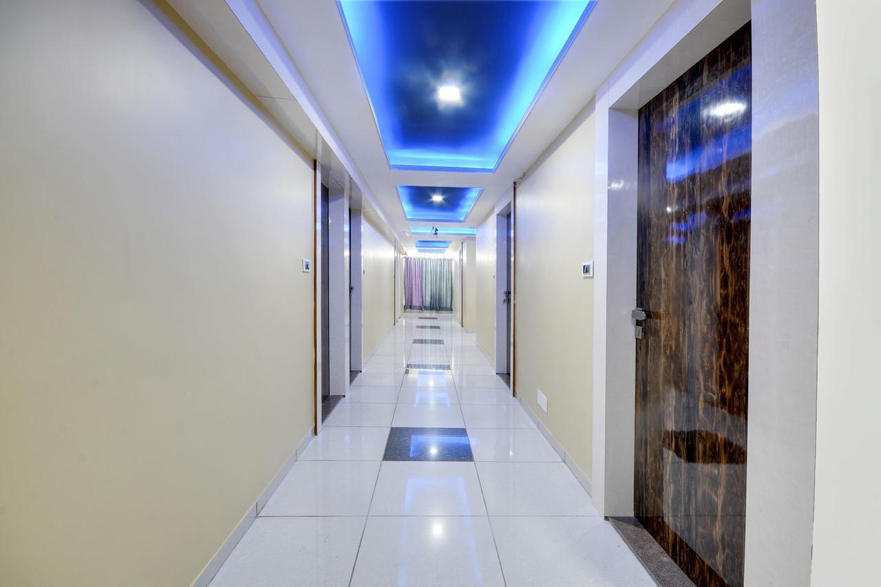 Hotel Hillton Gandhinagar Kültér fotó