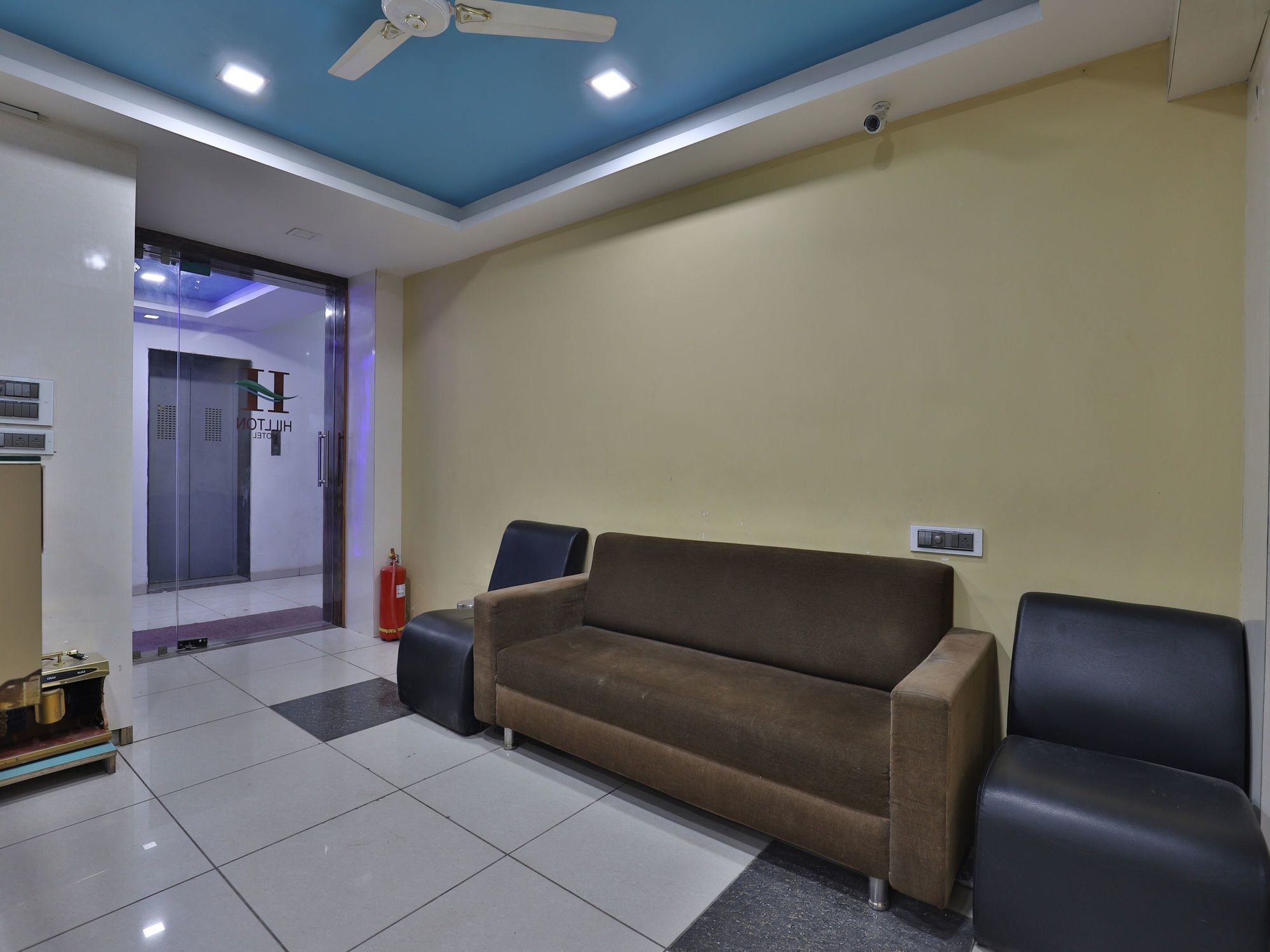 Hotel Hillton Gandhinagar Kültér fotó