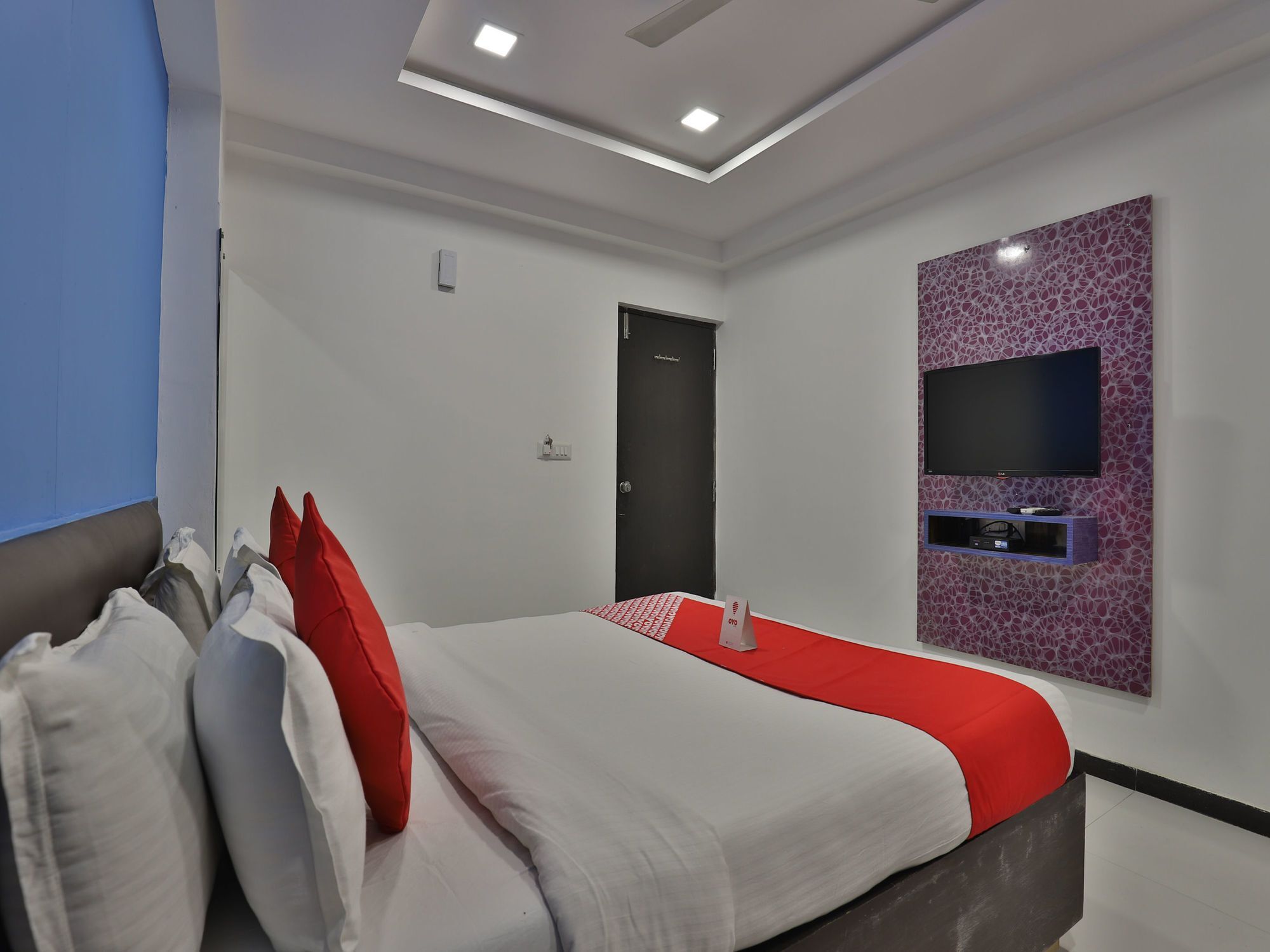 Hotel Hillton Gandhinagar Kültér fotó