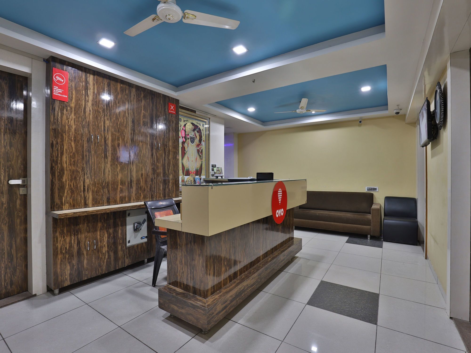 Hotel Hillton Gandhinagar Kültér fotó