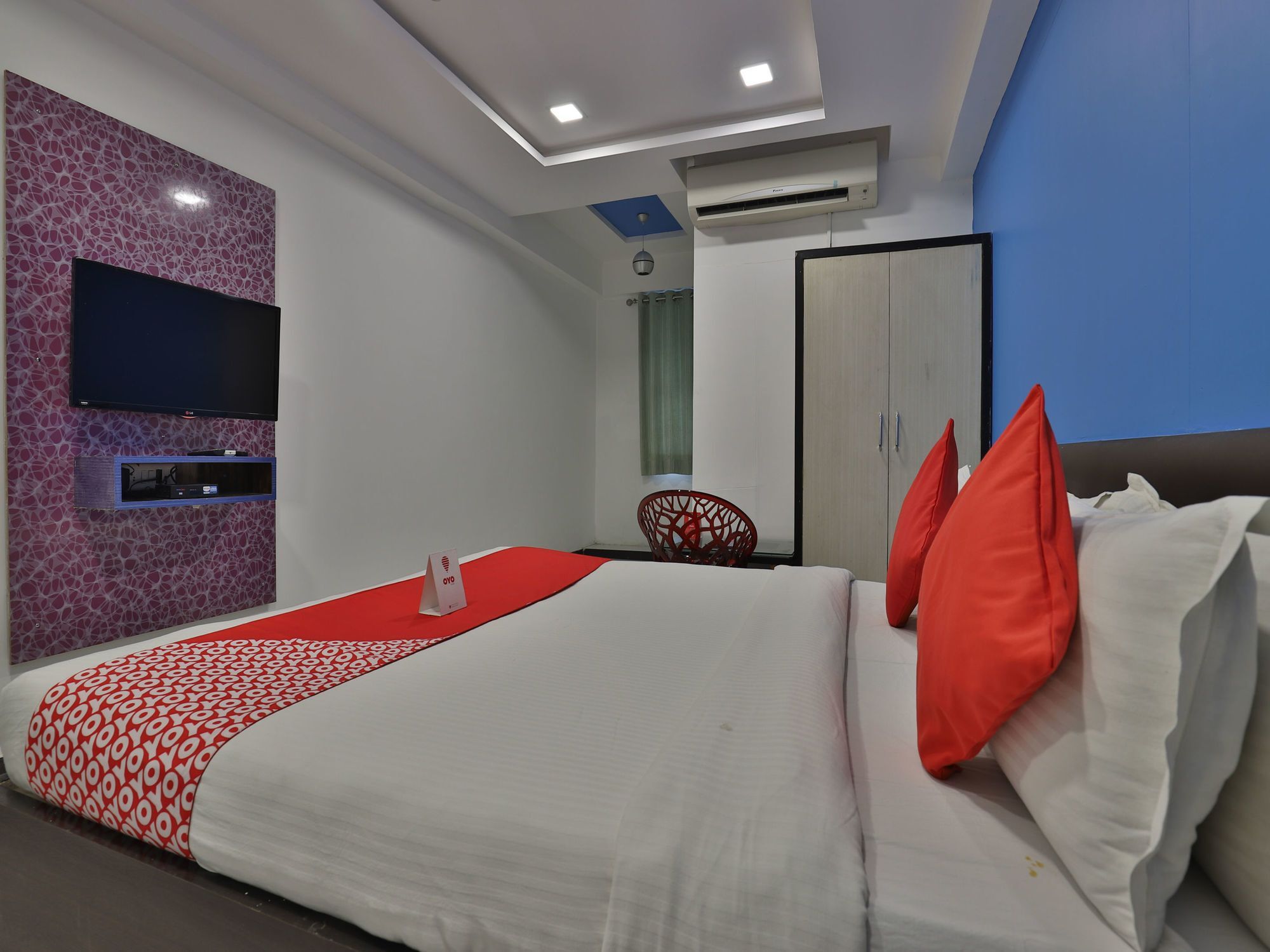Hotel Hillton Gandhinagar Kültér fotó